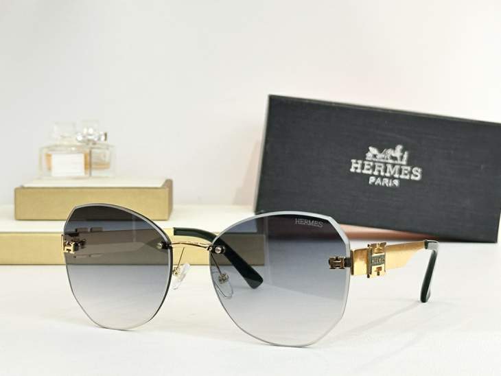 Picture of Hermes Sunglasses _SKUfw74834781fw